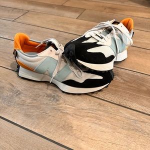 New Balance 327 - Size 11M